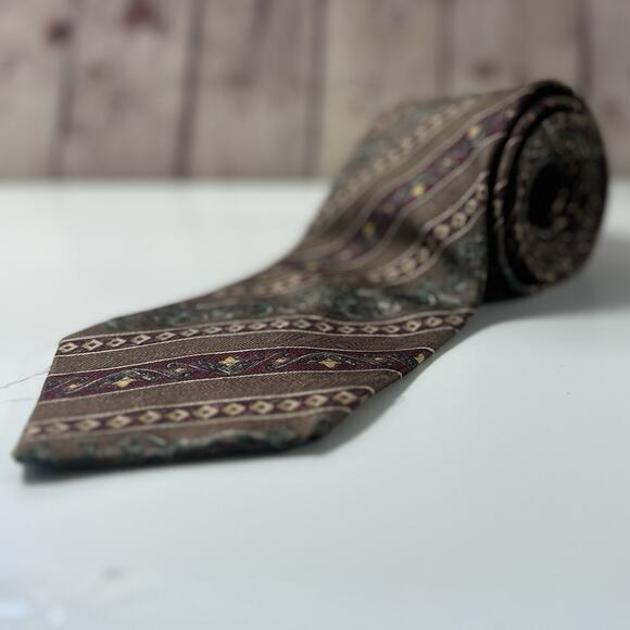 Basics by Croft & Barrow Silk Tie Brown Burgundy Striped Paisley Geometric VTG - Picture 1 of 7